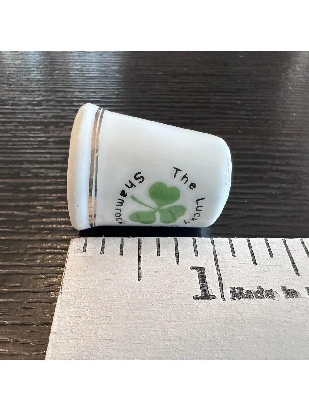 Vintage Irish Thimble The Lucky Irish Shamrock Clover Gold Trim Ceramic EUC